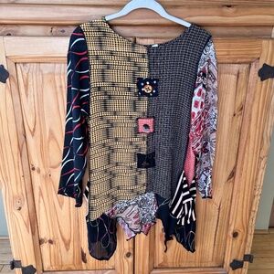 Hand Jive Top Patchwork Long Sleeve Scoop Neck Buttons Tunic Pockets M